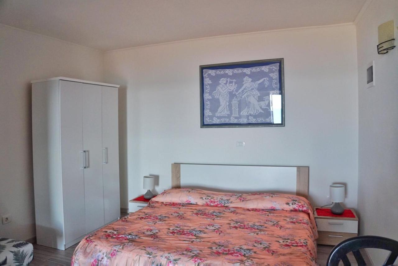Apartmani Vesna Zambratija  Extérieur photo