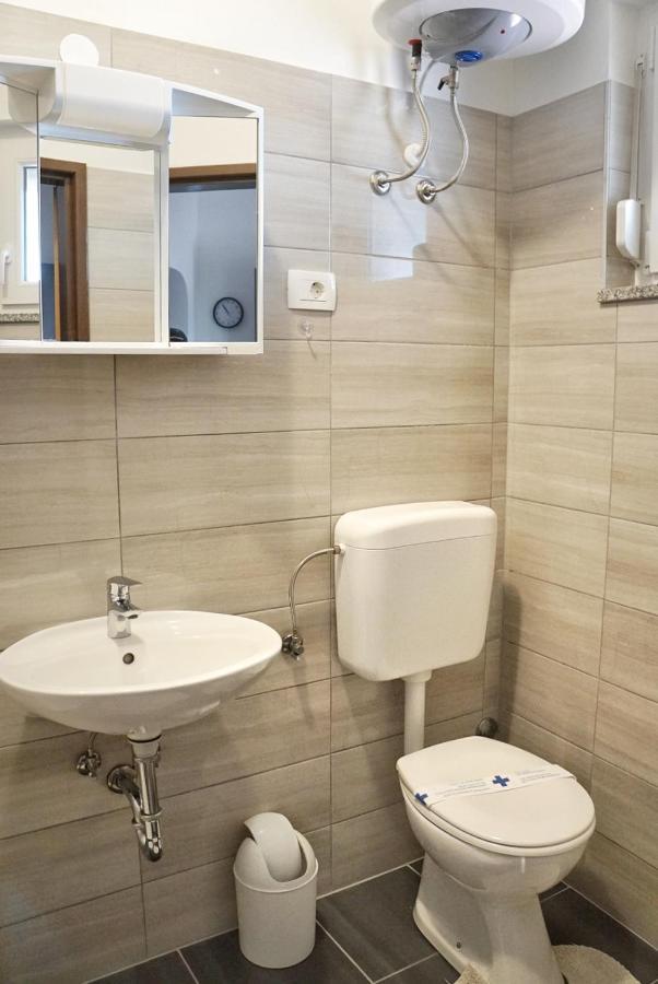 Apartmani Vesna Zambratija  Extérieur photo