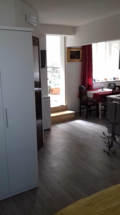 Apartmani Vesna Zambratija  Extérieur photo